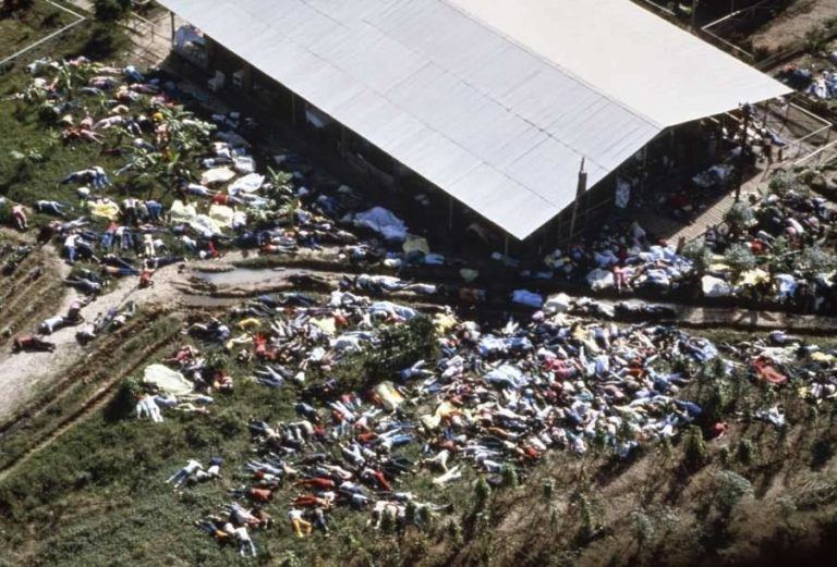 jonestown massacre_extraordinary moments in history